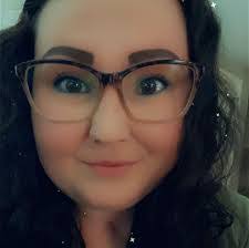 Ashley Freese's Instagram, Twitter & Facebook