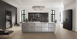 Cocina de diseño de madera con encimera compac pergamon. Cocinas De Diseno Muebles De Cocina De Lujo Siematic Madrid