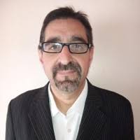 80+ perfiles de «Adrian La»