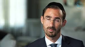 Asher Sinclair's Instagram, Twitter & Facebook