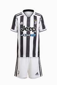 Шорты синего цвета с белыми полосами. Futbolnaya Forma Adidas Juventus 2021 22 Home Mini Futbolnaya Obuv Trenirovochnyj Inventar I Aksessuary Internet Magazin R Gol Com