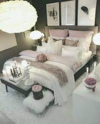 36 Elegant Rustic Bedroom Ideas That Will Give Your Rustic Bedroom An Uplift E Bedroom Decor Elegant Bedroom Master Bedrooms Decor