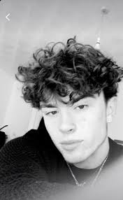 Black And White Pictures Of Famous People On Tiktok Pin By Callie Marie On Hearteyes Pretty Boy Swag Cute Teenage Boys Elmo