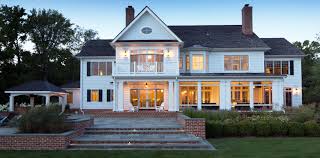 The pairing between the red brick material and the black tone of the shutters boosts not only the contrasting appearance but also elegance. What Color Siding Goes With Red Brick Color Combos 2020 Gambrick
