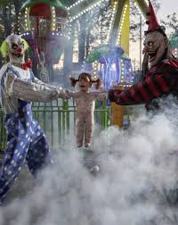 3 5 Ft Menacing Molly Animatronics Decorations Spirithalloween Com When activated, it speaks one of four phrases before revealing the face. 3 5 ft menacing molly animatronics