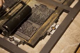 Gutenberg's printing press is considered one like bi sheng, wang chen and baegun before him, gutenberg determined that to speed up the printing process, he would need to break the. Publishing Shakespeare A History Of The Printing Press By Shakespeare S Globe Medium