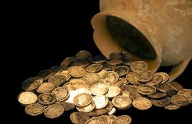 „prevăd vremuri în care investitorii vor ajunge să concureze între ei pentru a câştiga forţa de muncă. Comorile Ascunse In Pamantul Romanesc