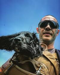 Fotogaleraya: Hayvonlarga nisbatan xushmuomala bo'lishdan uyalmaydigan  mashhurlar — Daryo Yangiliklari