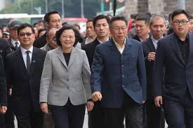 Image result for 蔡英文北門會見柯文哲