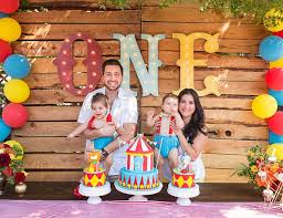 1st Birthday Celebration Birthday Decoration Ideas For Kids Animal Circus First Birthday Party Inspired By This Circus First Birthday Circus Birthday Party Theme Circus 1st Birthdays