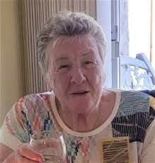 Kay (Munro) BARLOW Obituary