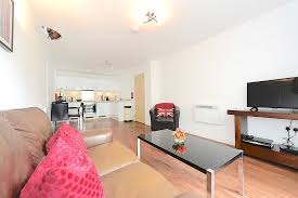 One bedroom flat in woking. New Central Apartments Woking Check In London
