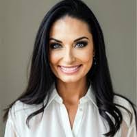 Kerrie Escobar's Instagram, Facebook & TikTok