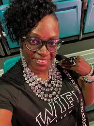 Let's go Christina Aguilera!! 🎉🎉🎉 Private Paparazzi Concert!!! 🎉🎉🎉🎉  Gotta love this company. 💕💕💕💕