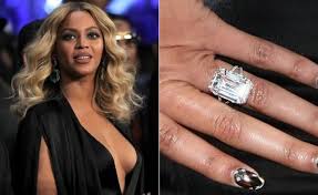 Mariah Carey S Engagement Ring Outshines Kim Kardashian S And Beyonce S A Look At Hollywood S Biggest Rocks In 2020 Wedding Ring Cost Big Wedding Rings Expensive Wedding Rings