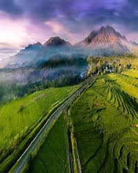 Di mata dunia indonesia terkenal dengan keunikan, keragaman serta keindahan alamnya. Nature Photography Longexposure Shutterstock Wallpaper Canon Iceland Asia Australia Shutterstock Nature Photog Fotografi Alam Pemandangan Fotografi