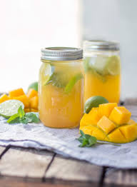 Mango Eistee Super Erfrischend Fur Den Spatsommer Rezept Eistee Eistee Rezept Mango