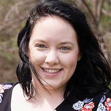 Adrianna Beck's Instagram, Twitter & Facebook