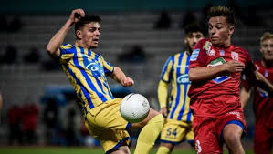 Πιο συγκεκριμένα το πρόγραμμα της ημέρας ανοίγει στις 15:00 στο πανθεσσαλικό, εκεί όπου ο βόλος υποδέχεται τον παναιτωλικό που καίγεται για βαθμούς στην προσπάθεια που κάνει να αποφύγει. Bolos Panaitwlikos 0 0 Or8ioi Sto Pan8essaliko Me Deka Paiktes Oi Agriniwtes Podosfairo Sport 24