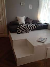 Bett auf podest inspirierend paravent selber bauen bett podest. Diy Podest Https Www Pinterest Com Pin 560698222352169874 Http Www Lichterstaub Fotografie De Persoenliche Zimmer Luxusschlafzimmer Bett Selber Bauen