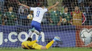 Official page of andrea gallo belotti #9 italian striker of torino fc and italian. Azzurri Zittern Sich In Armenien Zum Sieg Nationalteams Sportnews Bz