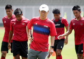 Berikut sepak terjang mantan pelatih timnas korea selatan itu. Shin Tae Yong Ingin Pemain Timnas Indonesia Punya Mental Pembunuh