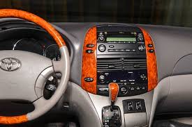 Choose between chestnut or black seats with accent stitching. Bluetooth And Iphone Ipod Aux Kits For Toyota Sienna 2004 2010 Gta Car Kits