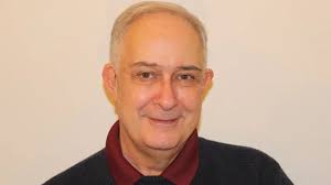 Marcelo Coelho assina com o Poder360