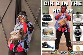 Dato sri vida / dato sri bella. Netizens Shocked By Rm118 000 Ootd Posted By Datuk Vida S Daughter Cik B Entertainment Rojak Daily