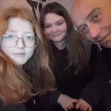 Day off work so going chill crafting with some snacks