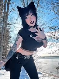 Best AI Chat Character Nixxi: Explore Profiles & User comment|Polybuzz AI  Chat