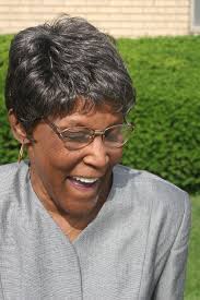 Claudia Bennett View Photos