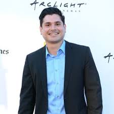 Четырё раза доходил до четвертьфинала — в сезонах 1992/93, 2001/02. H R Vilyarreal Biografiya Data Rozhdeniya Mesto Rozhdeniya Filmografiya Klipy