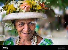 Portrait polynesian pacific island tahitian hi-res stock photography and  images