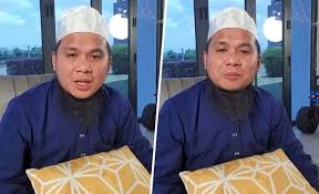 Di instagram, pembantu peribadi ustaz ebit lew yang dikenali sebagai arieff dipercayai telah memuat naik foto dirinya sudah divaksin hari ini. Saya Tak Buka Tabung Ke Gaza Tak Kenal Syarikat Hala Ustaz Ebit Lew Perjelas Semua Dakwaan Video Buzzkini