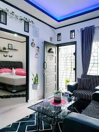 Desain ruang tamu minimalis yang cantik dengan kombinasi warna putih, coklat muda, dan motif kayu. Lingkar Warna 8 Desain Ruang Tamu Minimalis Ukuran 3x4 Dengan Tema Hitam Putih