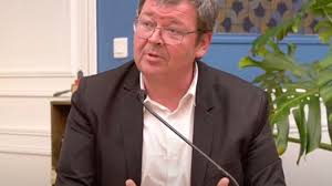 LAUDUN-L'ARDOISE À vélo jusqu'au Cap Nord pour aider la recherche sur la  sclérose en plaques