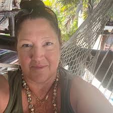 Sylvia Alcorta's Instagram, Twitter & Facebook