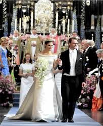 Hochwertige hochzeitskleider in großer auswahl an brautkleider brautjungfernkleider kaufen jetzt die glamouröse hochzeitskleider und genießen schnelles online shopping bei milanoo! Deutsch Schwedische Gesellschaft