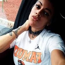 Nakesha White (@50seazons)