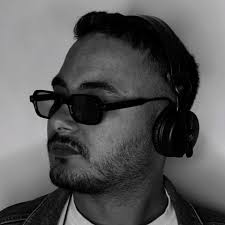 היי לכולם וערב טוב (: מוכר את המפלצת שלי שימו לב הכל נקנה בתאריך ה13.03.25  לצורך עריכת וידאו מיותר לציין שהכל עדיין באחריות כל מוצר בנפרד.(כל הקופסאות  עדיין קיימות) הכל הורכב על