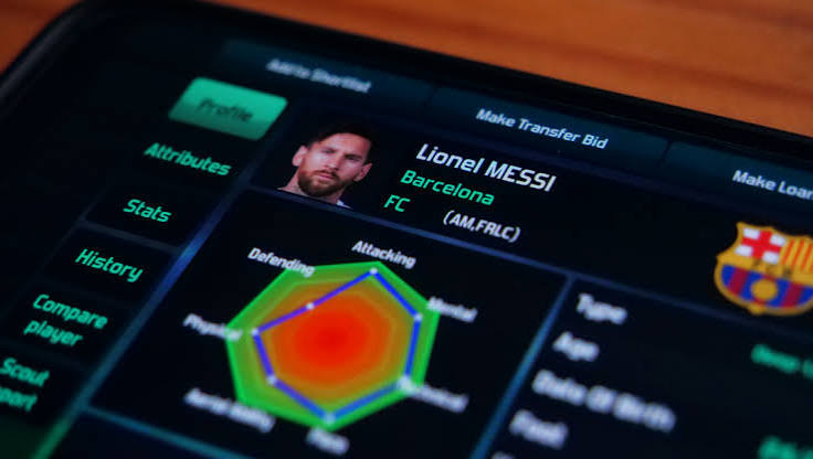 Manage your own soccer club in Soccer Manager 2020