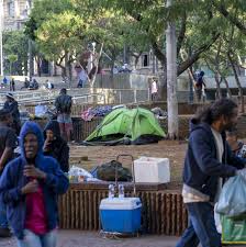 Massacre da Sé completa 18 anos em meio a mortes invisíveis do povo de rua  - 19082022 - UOL Notícias
