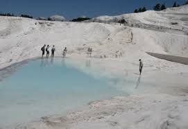 10 pm to 5 am. Pamukkale Adalah Tengara Yang Tidak Dapat Dijelaskan Dari Turki Cara Menuju Pammukal Untuk Dikunjungi Perlu Lebih Disukai Sendiri