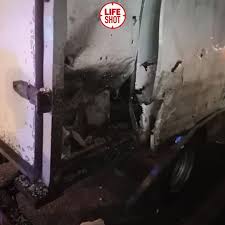 Цветы на месте взрыва пассажирского автобуса в воронеже. M66cplidu0opqm