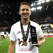 Uefa Europa League On Twitter Two Goal Final Hero Luuk De Jong Uelmotm Uelfinal