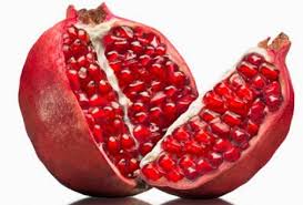 Berikut langkah langkah untuk menanam buah delima agar tetap tumbuh subur serta dapat hasil yang. 10 Manfaat Buah Delima Untuk Kulit Dan Rambut Tips Mas Upik