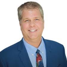 Robbie Adams's Instagram, Twitter & Facebook