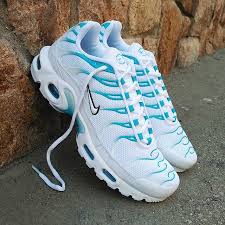 Nike Air Max Plus Tn White Blue Size Man Price 15990 Spain Portugal Envios Gratis A Partir De 99 Www Loversneakers Nike Nike Air Max Plus Nike Air Max