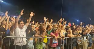 Com samba e pagode, Katinguelê agita a segunda noite de comemoração do  aniversário da cidade